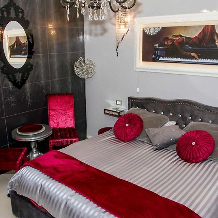 Jacuzzi Love SuitesweetRom Exteriör bild